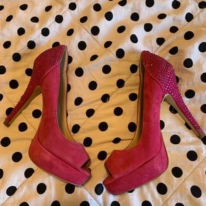 Pink heels with jewels